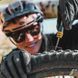 Фото Інтегрований інструмент для безкамерок Lezyne Tubeless Insert Kit, Black, Y14 (4710582 542916) № 8 из 12