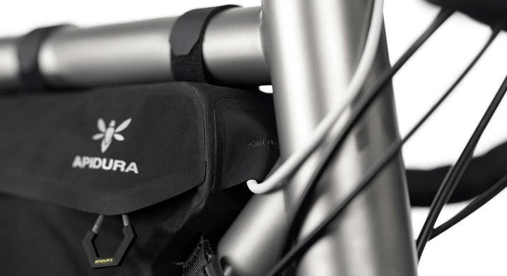 Cумка на раму Apidura Racing Frame Pack, 2,4 L (APR FRM-0000-000)