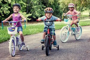 Как выбрать велосипед ребенку 2 лет?
