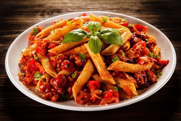 Рагу з м'яса, овочів і манної крупи з пармезаном Adventure Menu Penne Bolognese with Parmesan 105 г (AM 205)